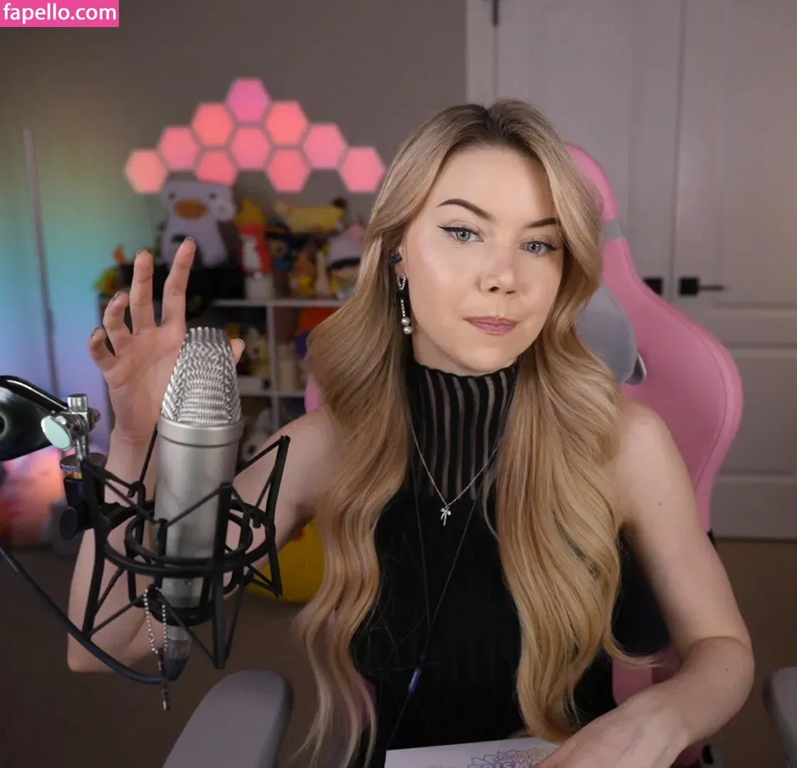 Dizzykitten Onlyfans Photo Gallery 