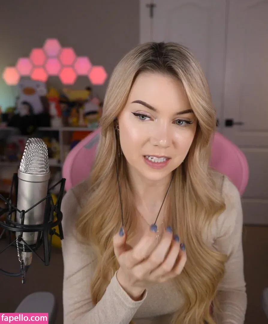 Dizzykitten Onlyfans Photo Gallery 