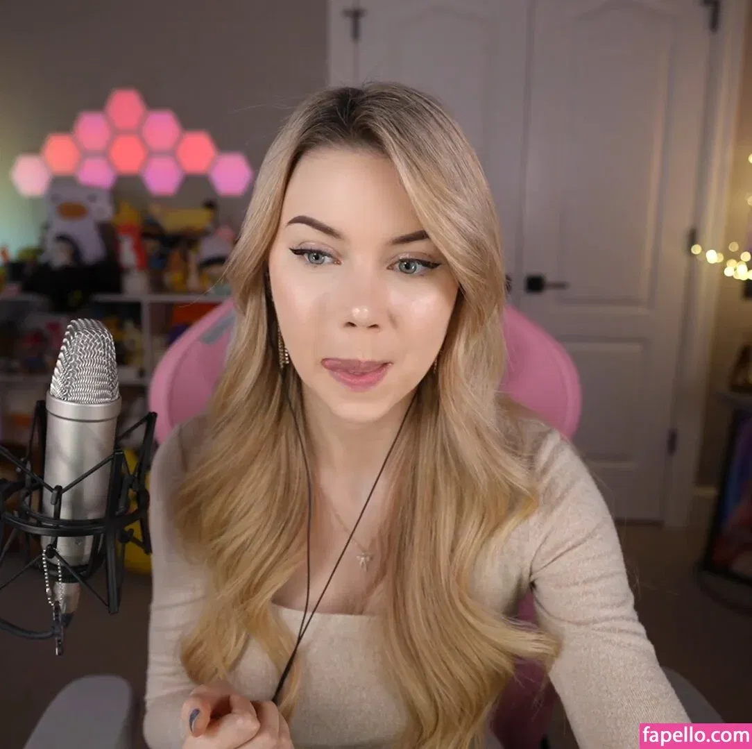 Dizzykitten Onlyfans Photo Gallery 