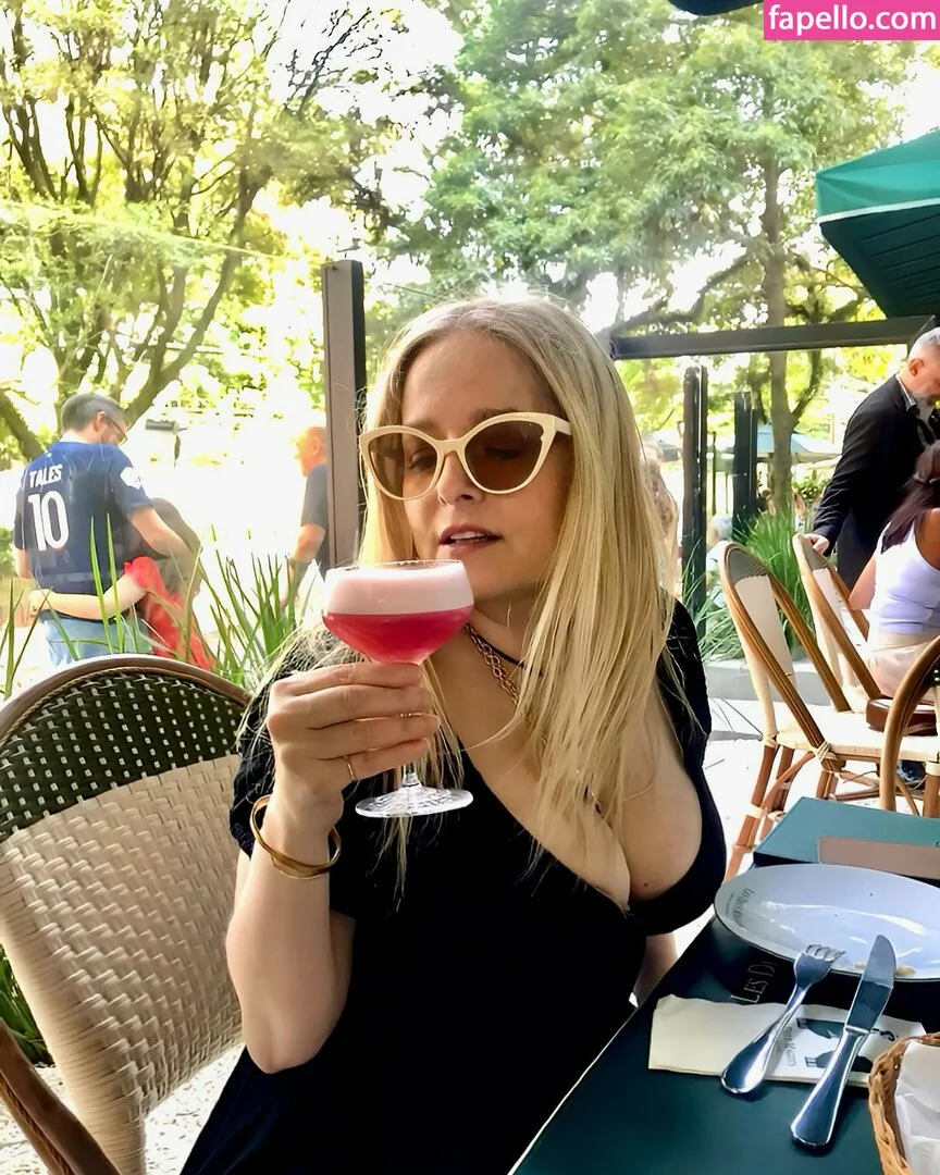 Luciana Vendramini Onlyfans Photo Gallery 