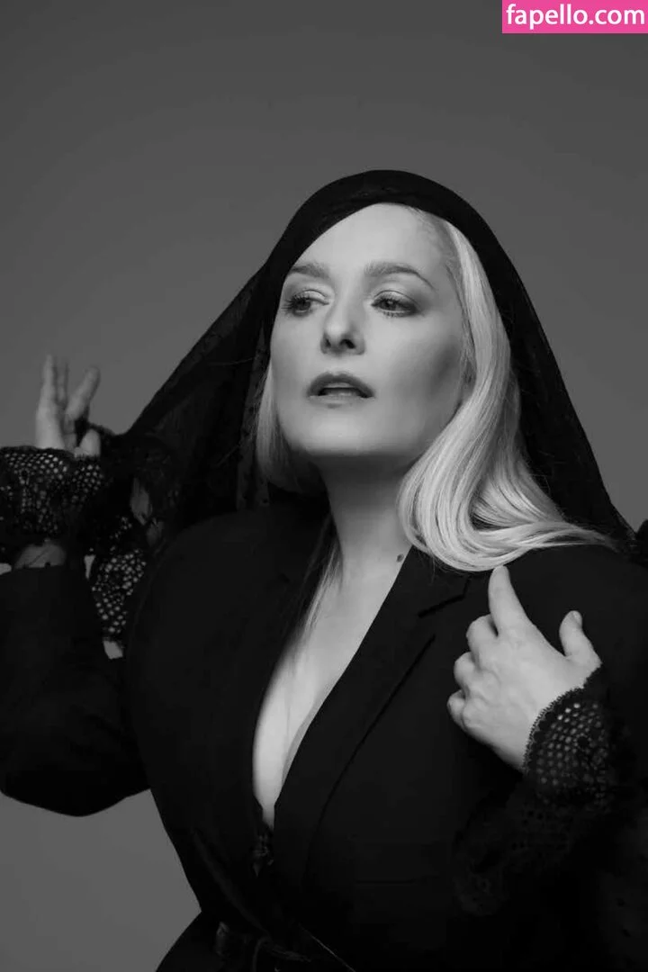 Luciana Vendramini Onlyfans Photo Gallery 