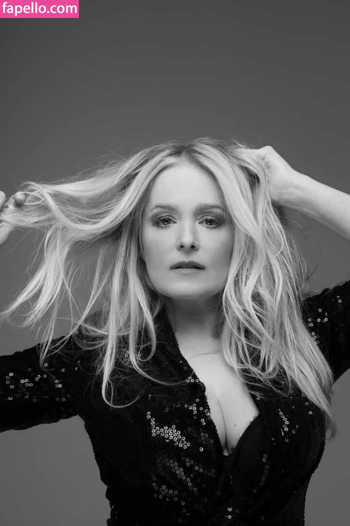 Luciana Vendramini Onlyfans Photo Gallery 