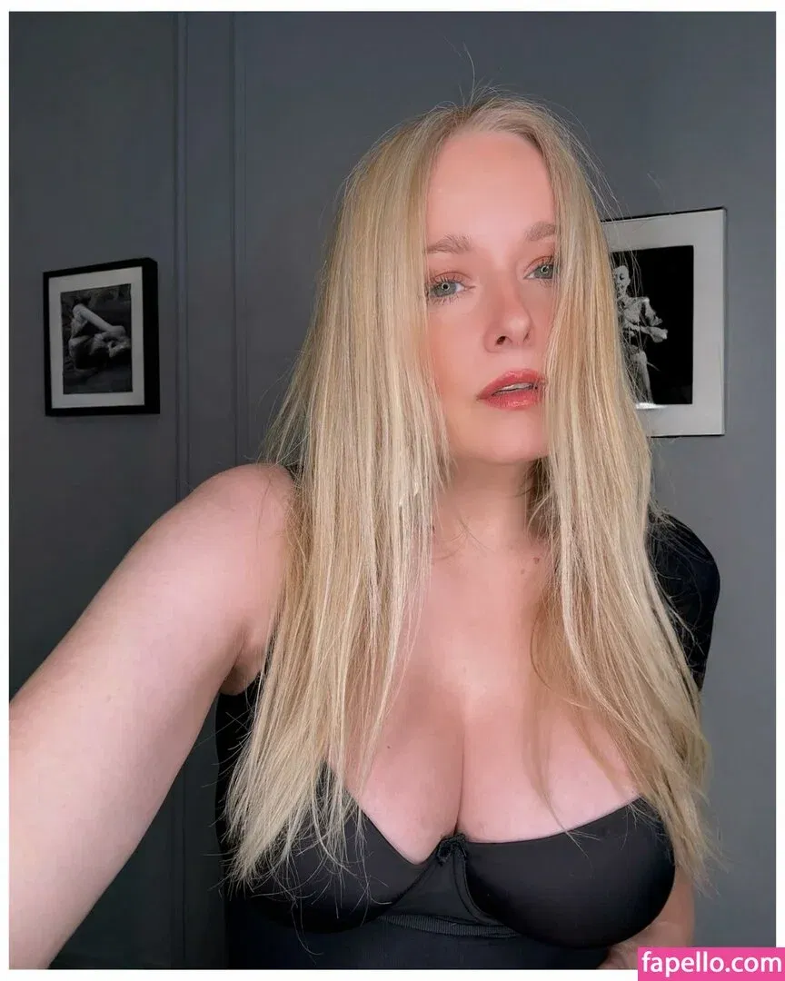 Luciana Vendramini Onlyfans Photo Gallery 