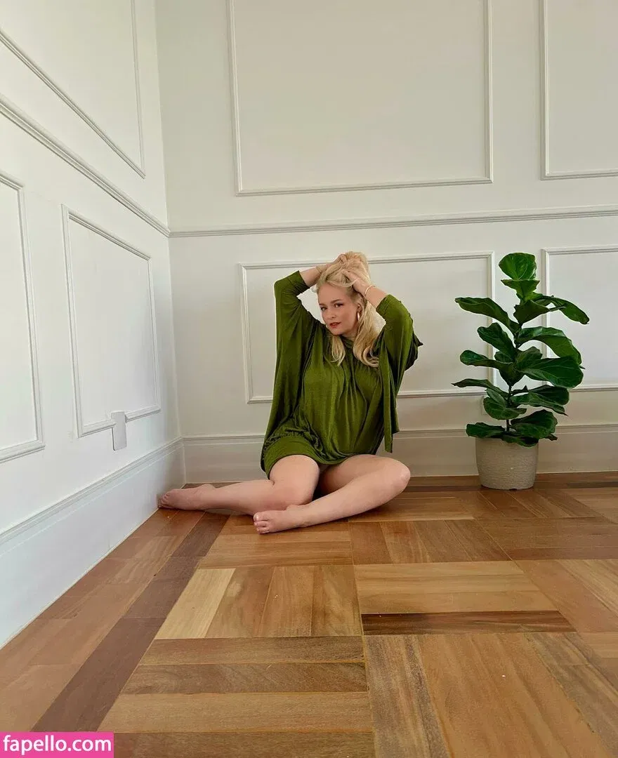 Luciana Vendramini Onlyfans Photo Gallery 