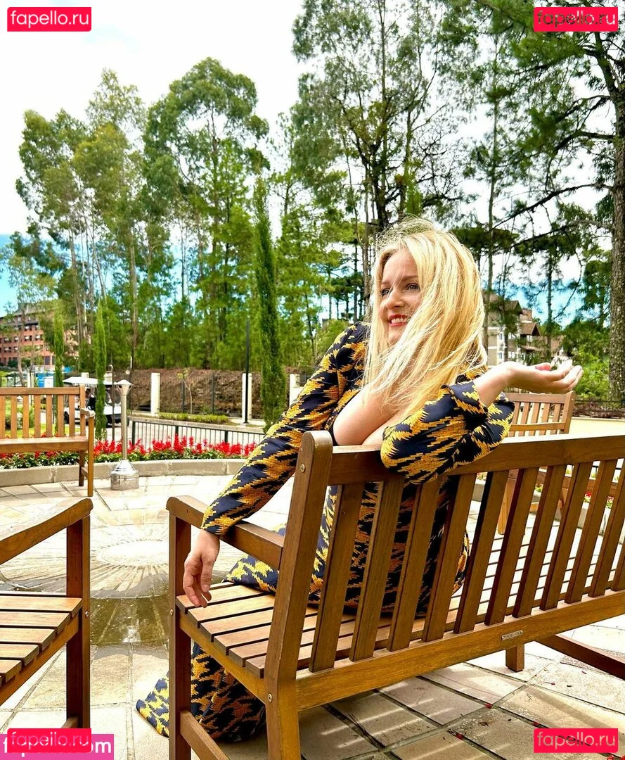 Luciana Vendramini Onlyfans Photo Gallery 