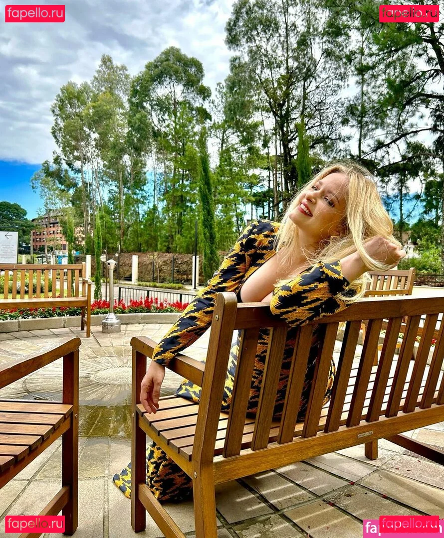 Luciana Vendramini Onlyfans Photo Gallery 