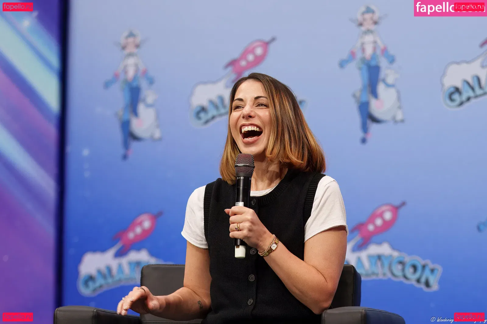 Laura Bailey Onlyfans Photo Gallery 