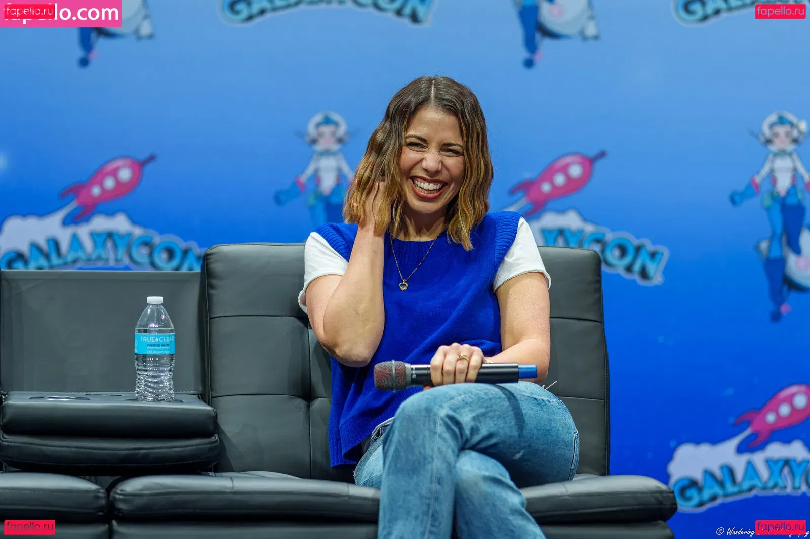 Laura Bailey Onlyfans Photo Gallery 