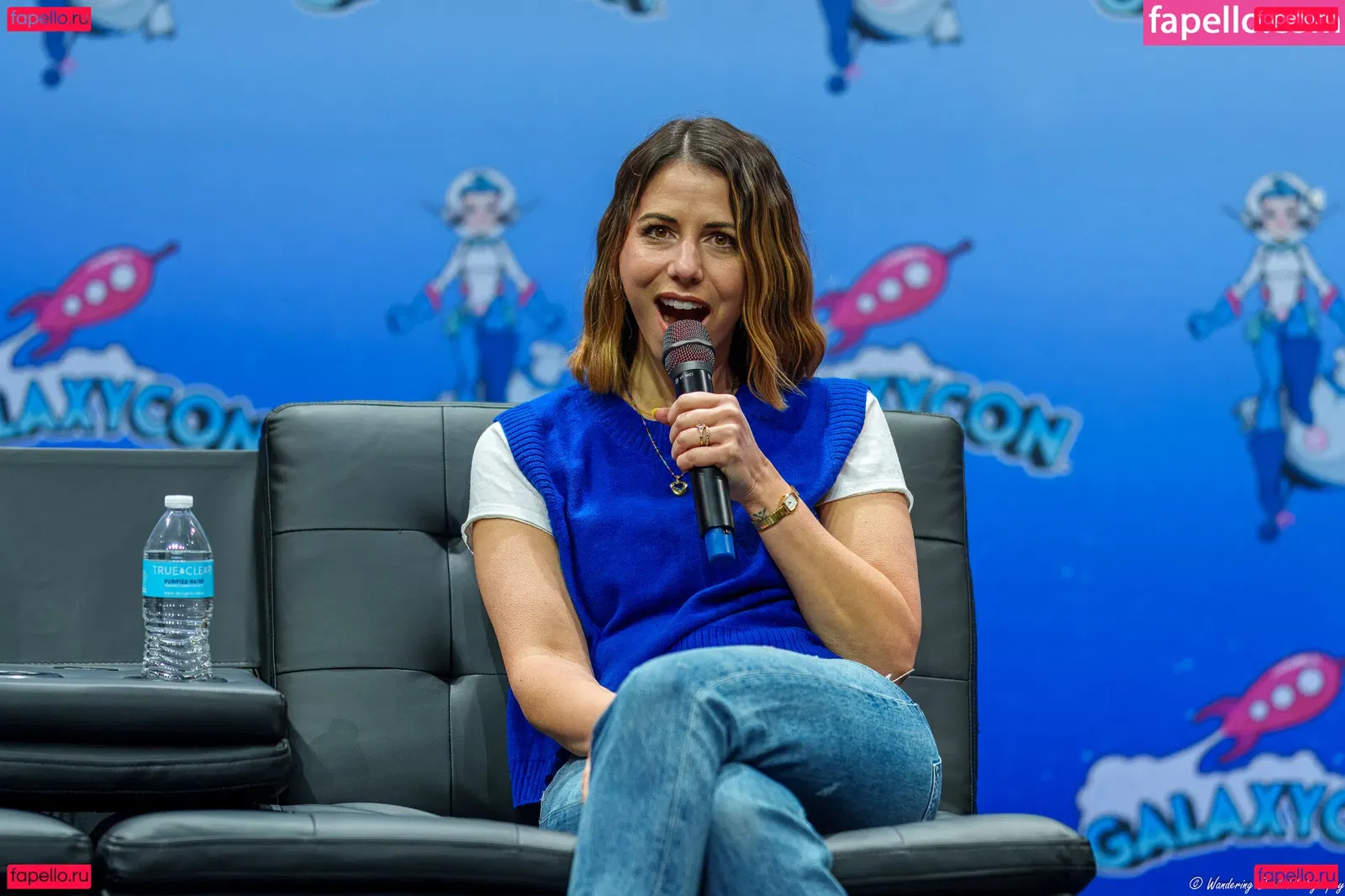 Laura Bailey Onlyfans Photo Gallery 