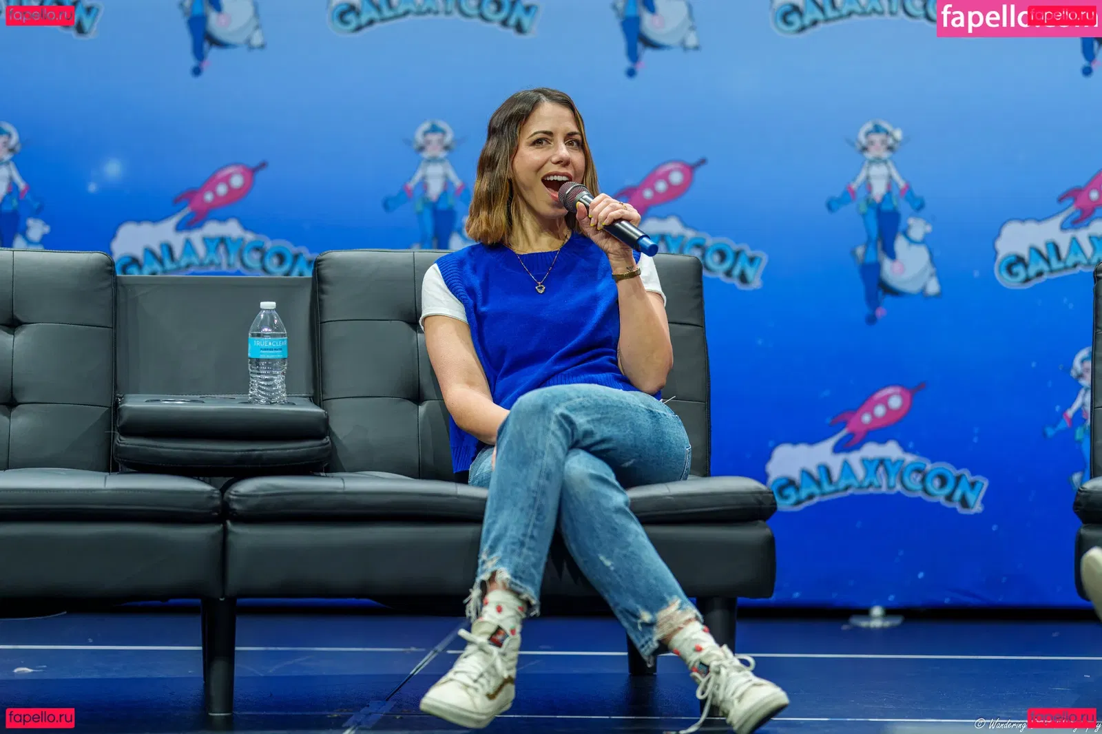 Laura Bailey Onlyfans Photo Gallery 