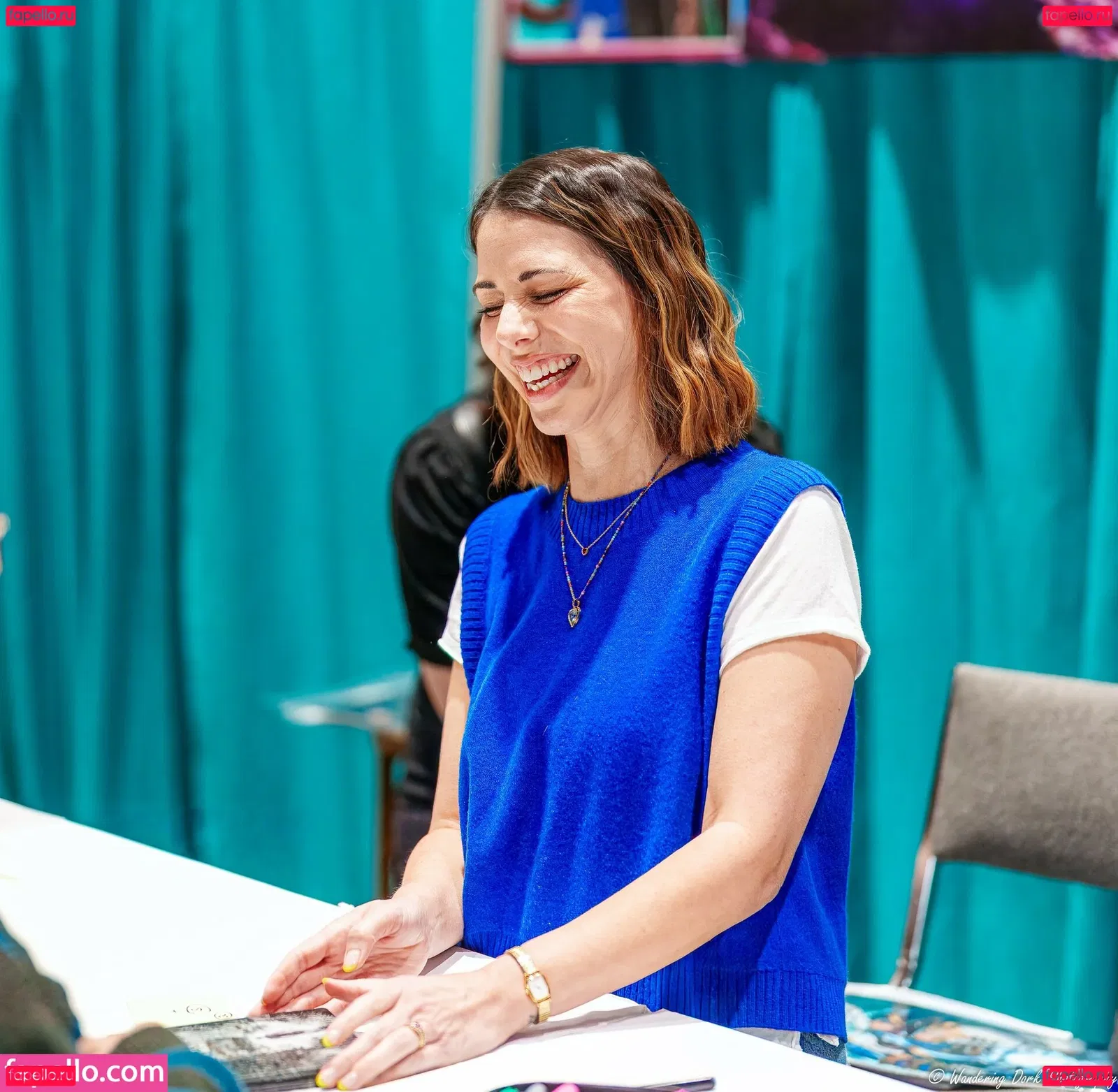 Laura Bailey Onlyfans Photo Gallery 