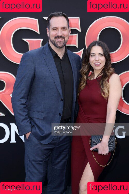 Laura Bailey Onlyfans Photo Gallery 