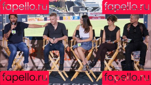 Laura Bailey Onlyfans Photo Gallery 