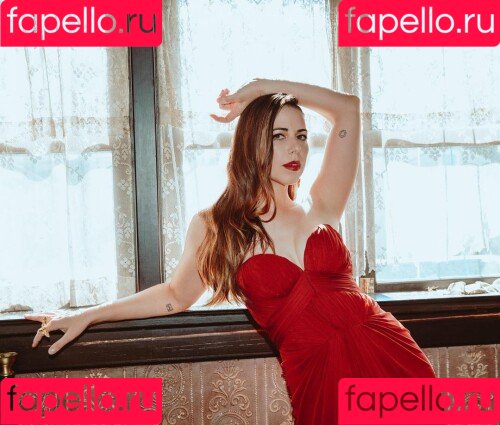 Laura Bailey Onlyfans Photo Gallery 