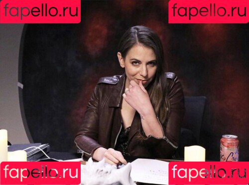 Laura Bailey Onlyfans Photo Gallery 