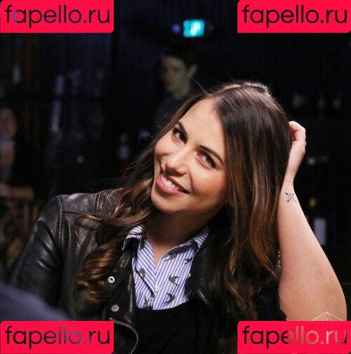 Laura Bailey Onlyfans Photo Gallery 