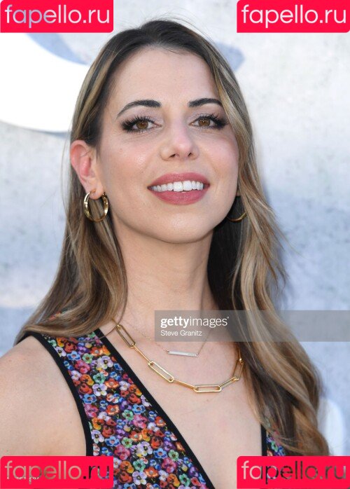 Laura Bailey Onlyfans Photo Gallery 