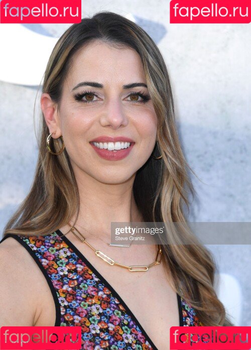 Laura Bailey Onlyfans Photo Gallery 