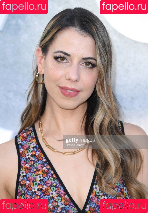 Laura Bailey Onlyfans Photo Gallery 