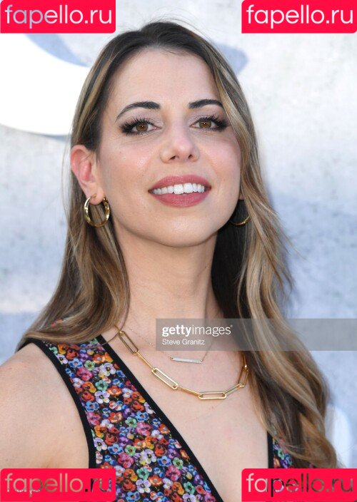 Laura Bailey Onlyfans Photo Gallery 