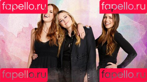 Laura Bailey Onlyfans Photo Gallery 