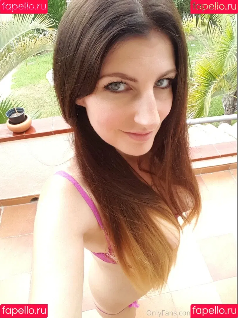 deepsabrina Onlyfans Photo Gallery 