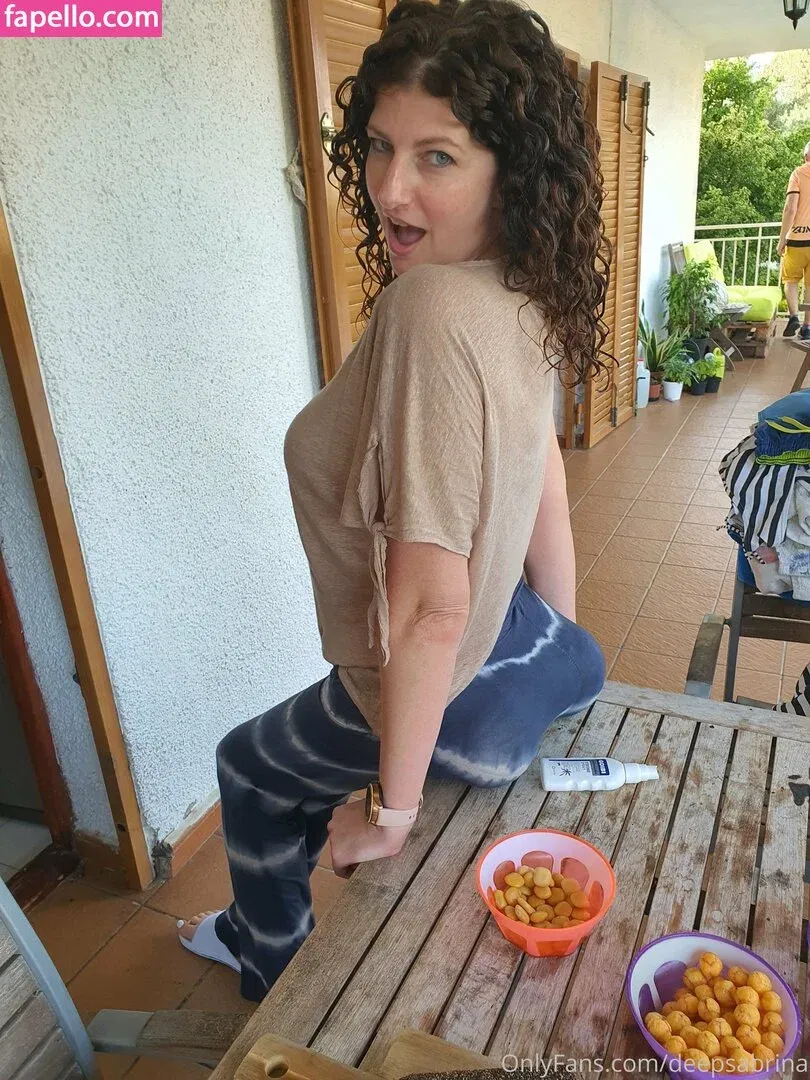 deepsabrina Onlyfans Photo Gallery 