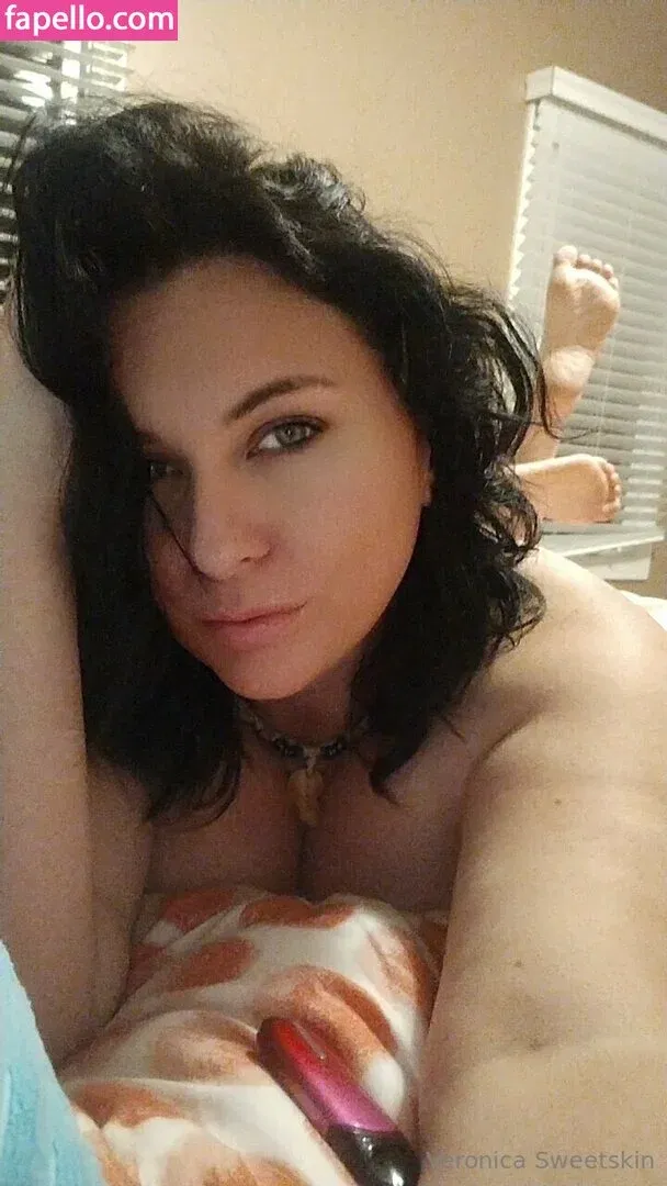 veronicasweetskin Onlyfans Photo Gallery 