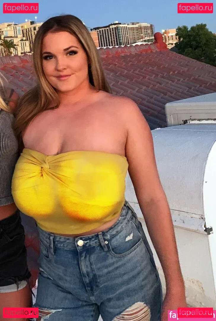 Emma Greenshields Onlyfans Photo Gallery 