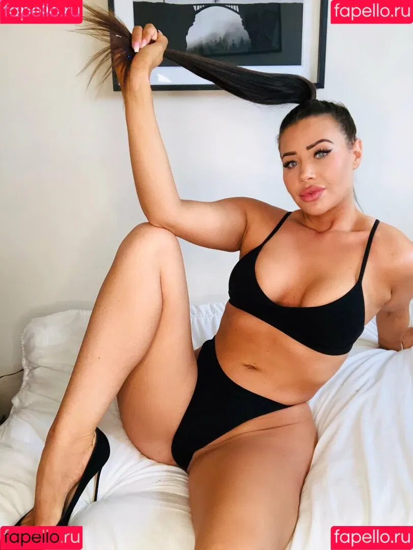missscarletrose Onlyfans Photo Gallery 