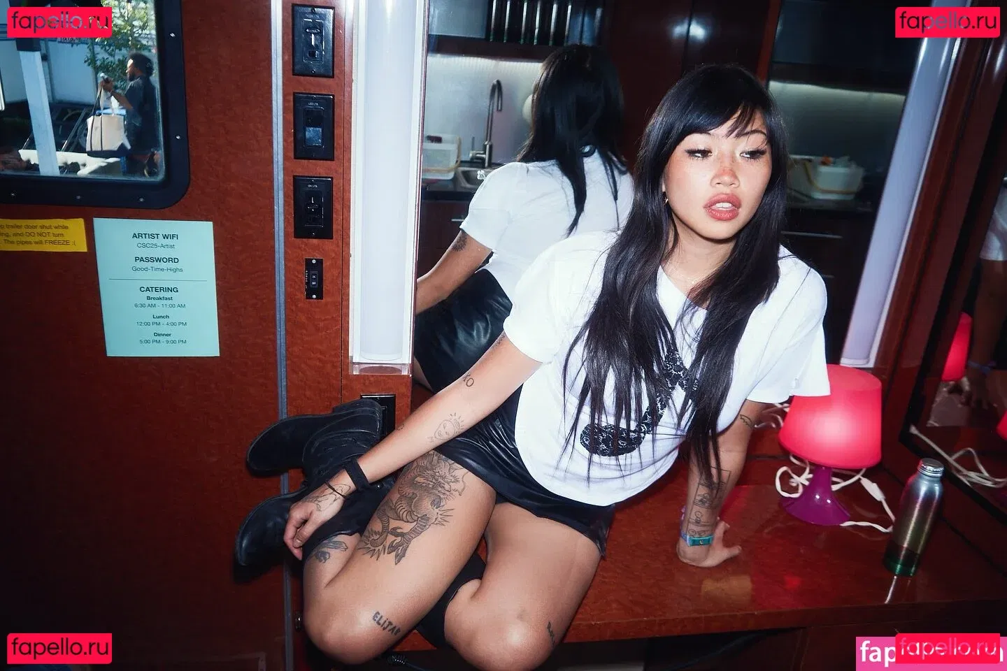 Radvxz Onlyfans Photo Gallery 