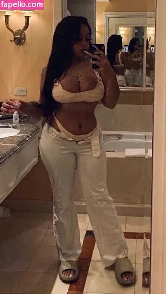 Lexxiibaebie Onlyfans Photo Gallery 