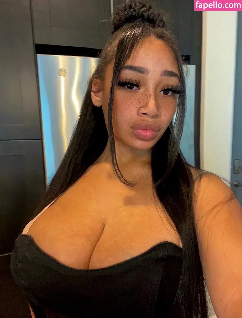 Lexxiibaebie Onlyfans Photo Gallery 