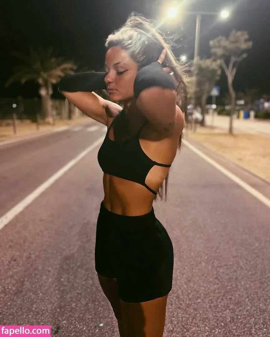 Delfi Granatto Onlyfans Photo Gallery 