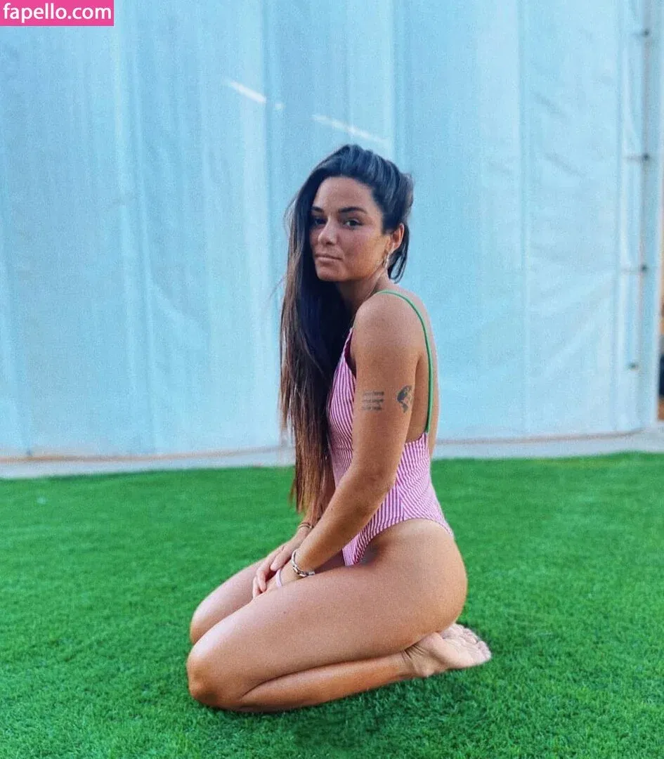 Delfi Granatto Onlyfans Photo Gallery 