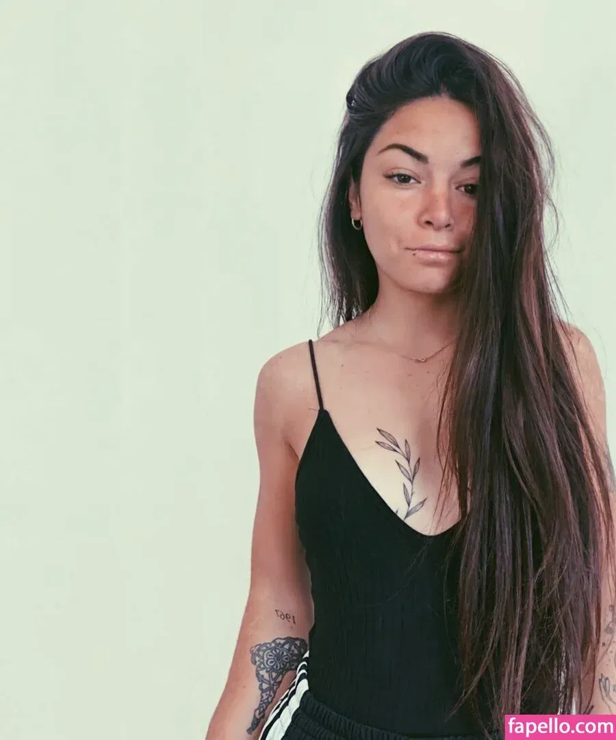 Delfi Granatto Onlyfans Photo Gallery 