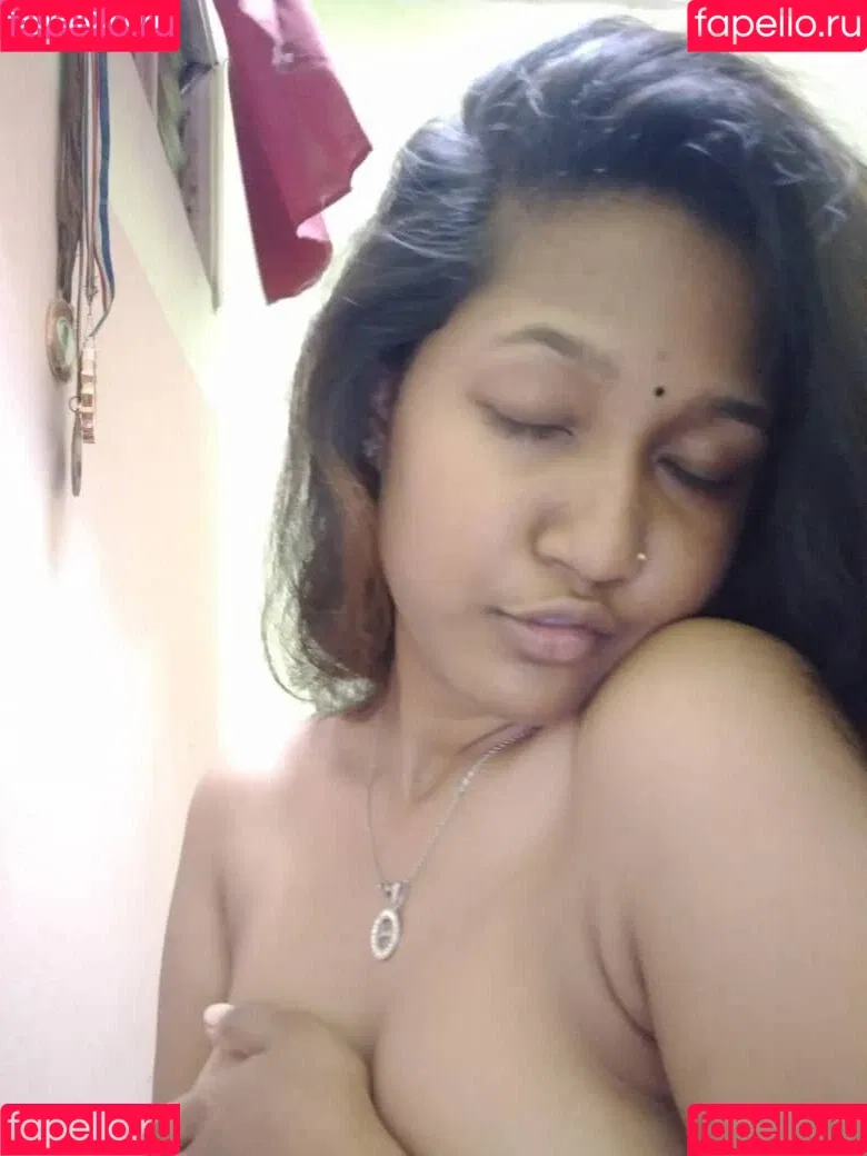 Indian Exhibition Onlyfans Photo Gallery 