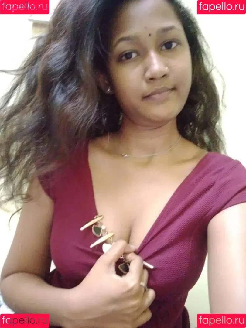 Indian Exhibition Onlyfans Photo Gallery 