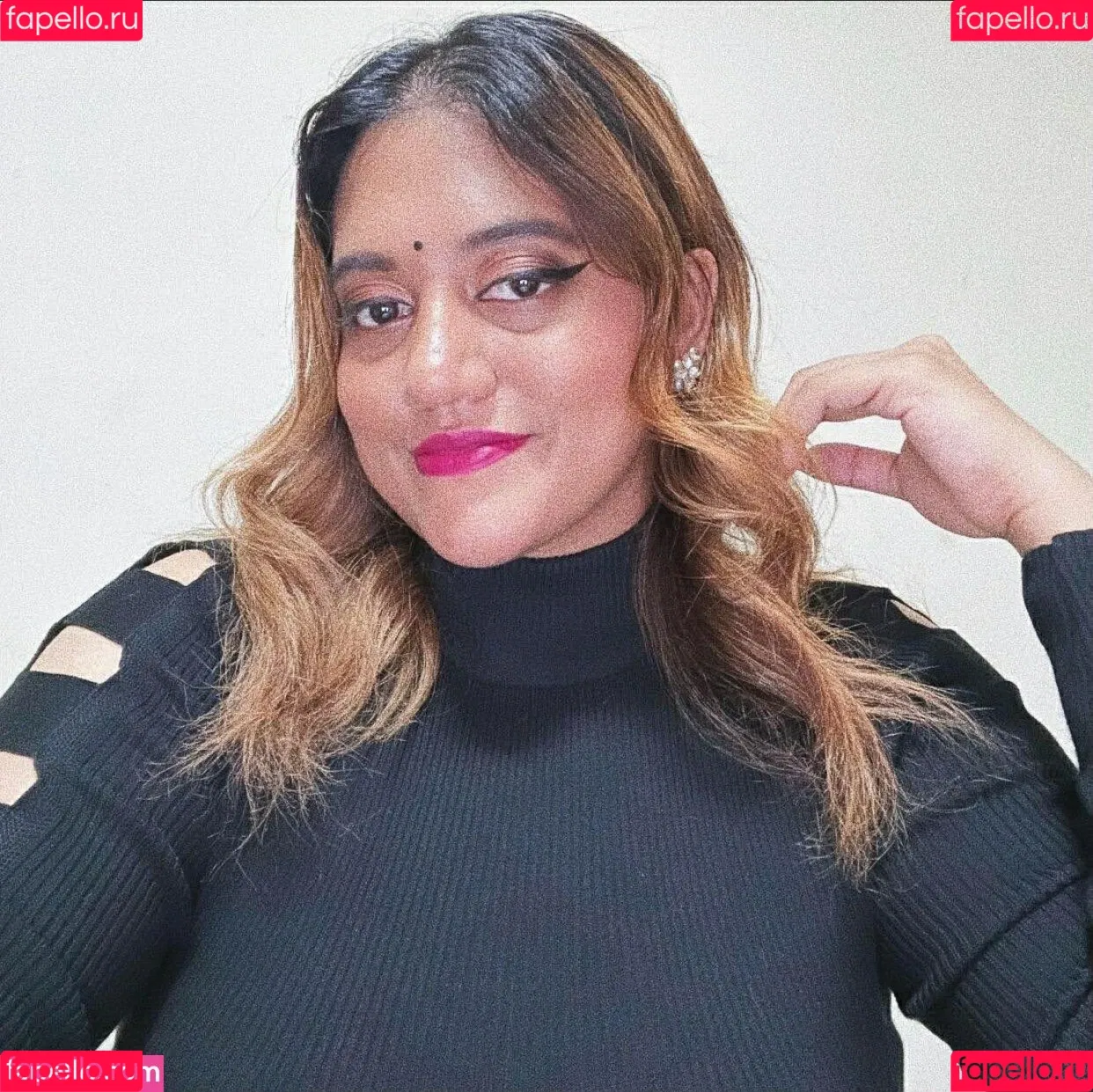 Indian Exhibition Onlyfans Photo Gallery 