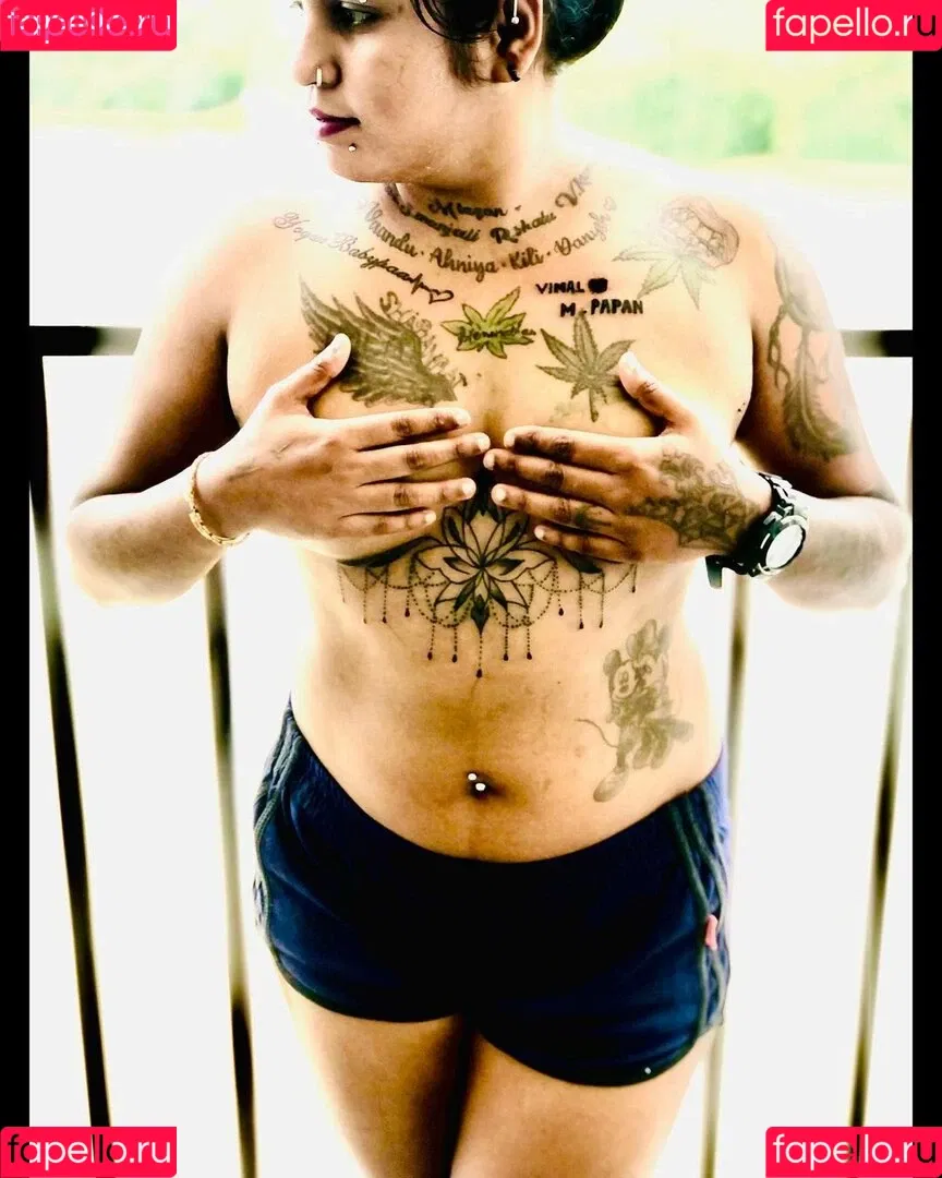 Indian Exhibition Onlyfans Photo Gallery 