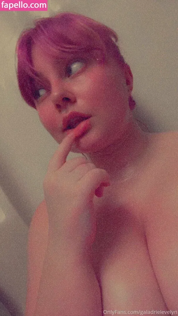 galadrielevelyn Onlyfans Photo Gallery 