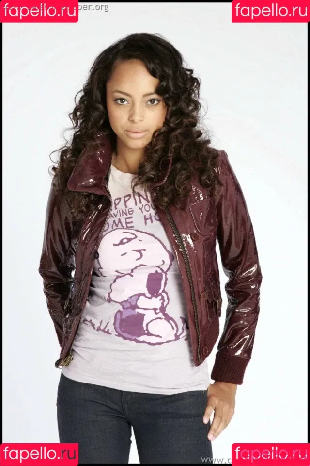 Amber Stevens West Onlyfans Photo Gallery 