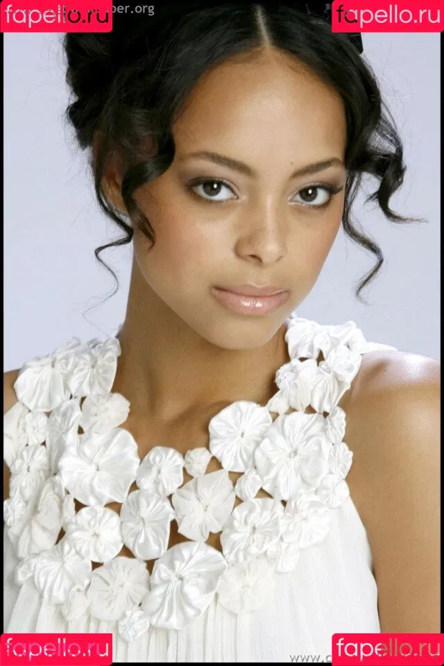 Amber Stevens West Onlyfans Photo Gallery 
