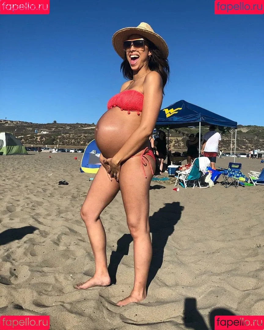 Amber Stevens West Onlyfans Photo Gallery 