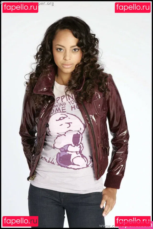 Amber Stevens West Onlyfans Photo Gallery 