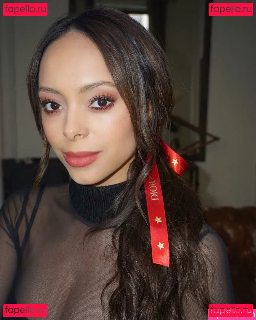 Amber Stevens West Onlyfans Photo Gallery 