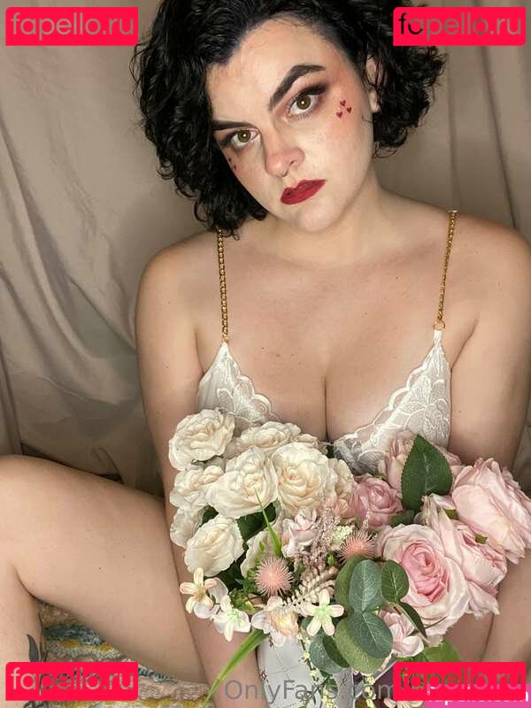 Ro Winters Nude Onlyfans Photo 38