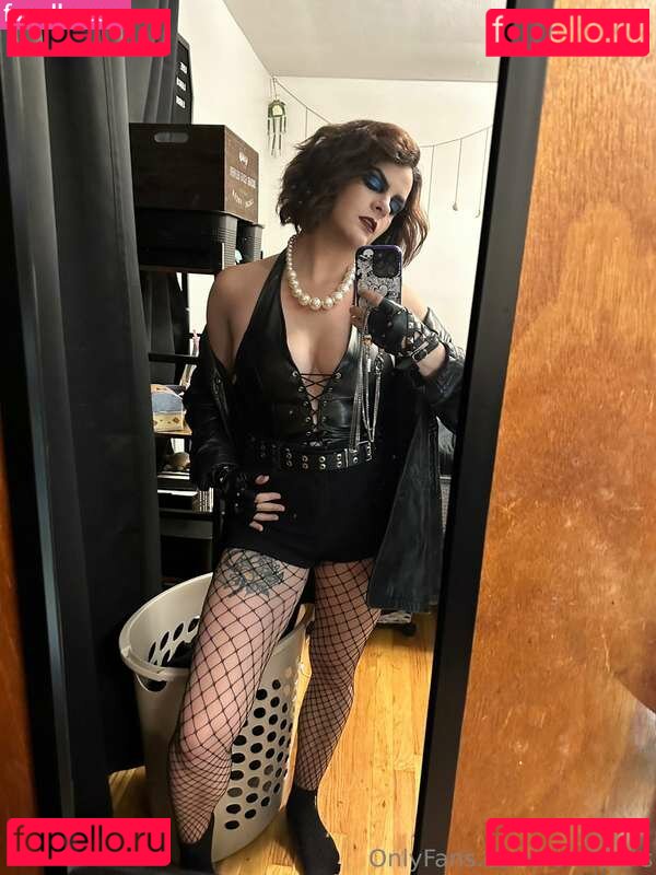 Ro Winters Nude Onlyfans Photo 20
