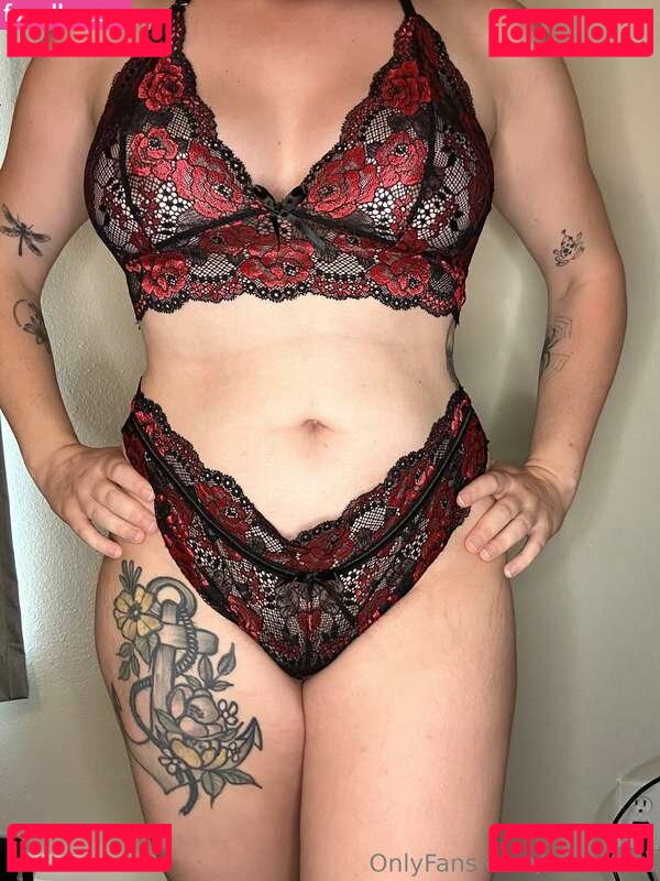 Ro Winters Nude Onlyfans Photo 11