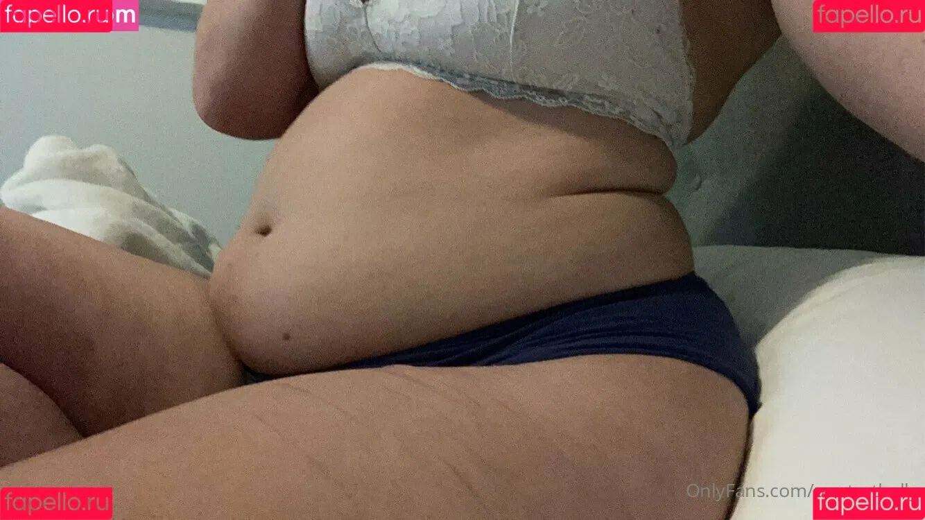 poptartbelly Onlyfans Photo Gallery 
